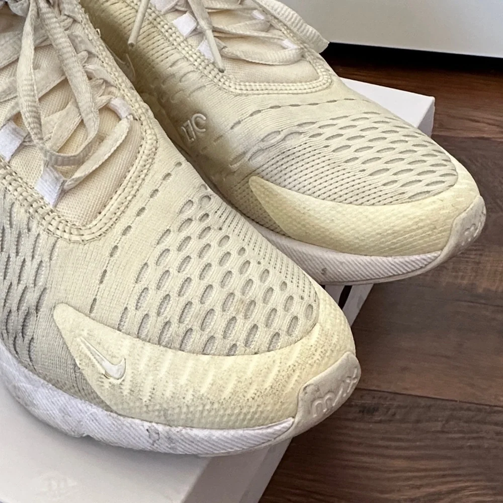 Nike Air Max 270 Coconut Milk/White (Size 7.5 Women’s) - Picture 3 of 7